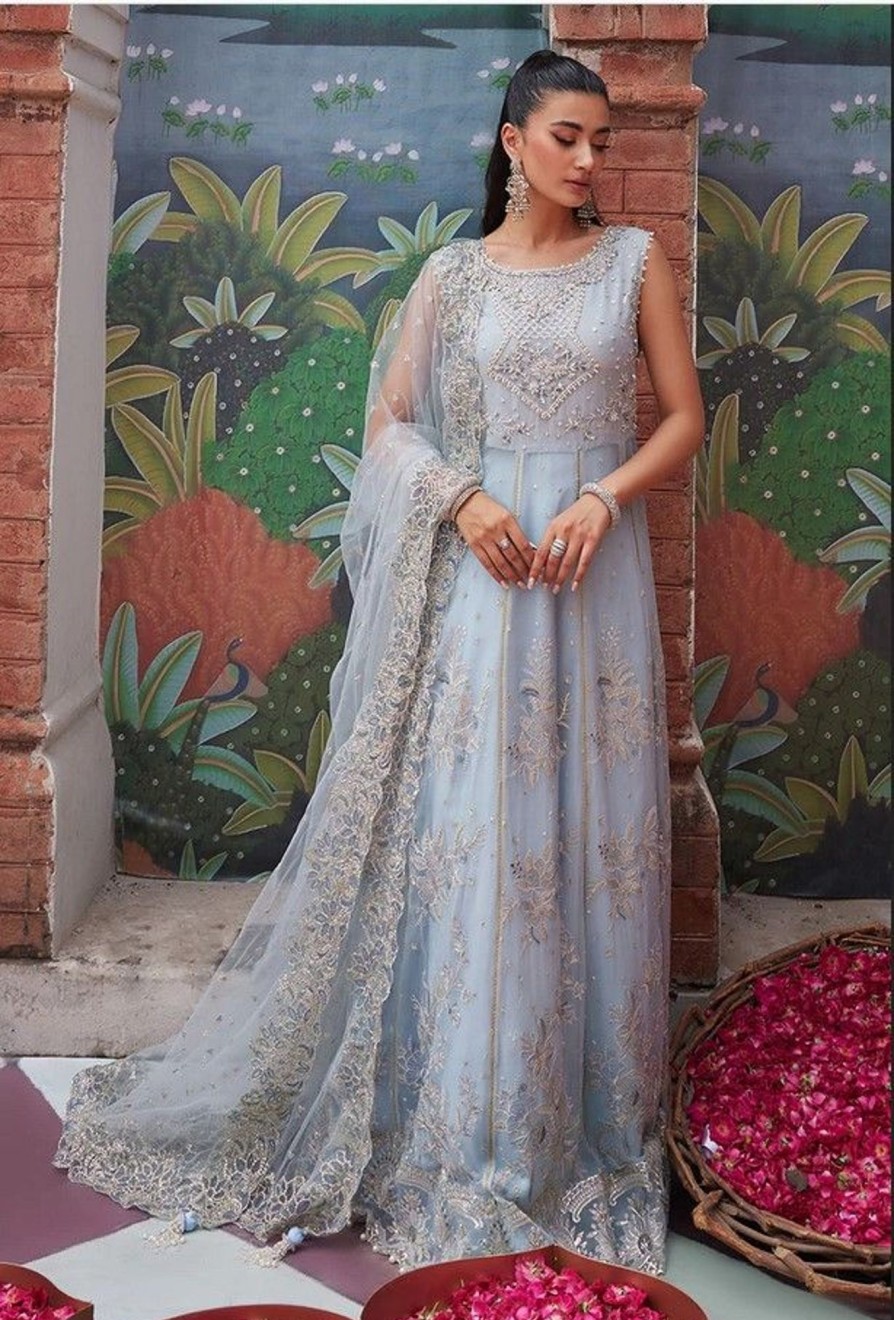 Salwar Kameez Mushq | Tania Embroidered Pakistani Gown