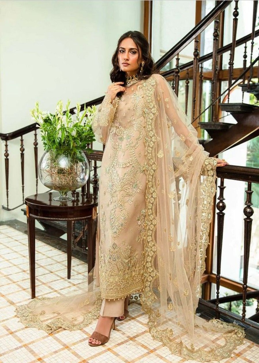 Salwar Kameez Aik | Glossier Embroidered Pakistani Salwar Kameez