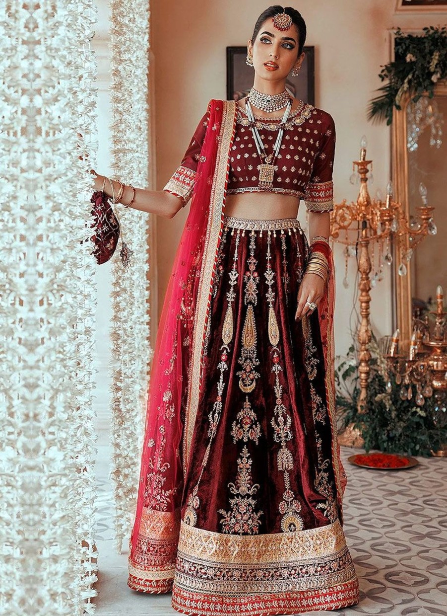 Lehengas Saadia Asad | Banafsheh Embroidered Pakistani Lehenga