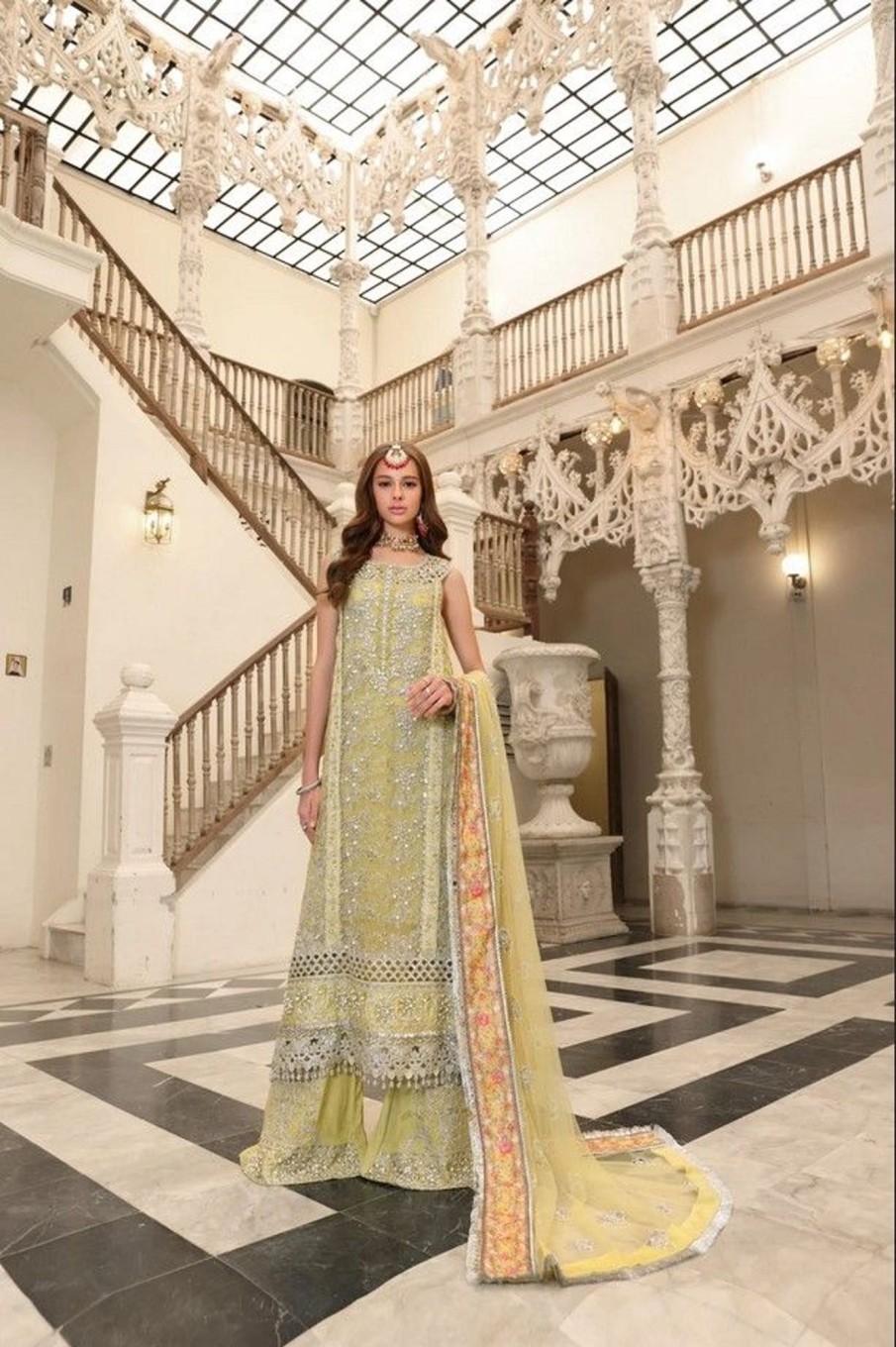 Salwar Kameez Saadia Asad | Nazanin Embroidered Pakistani Palazzo Suit