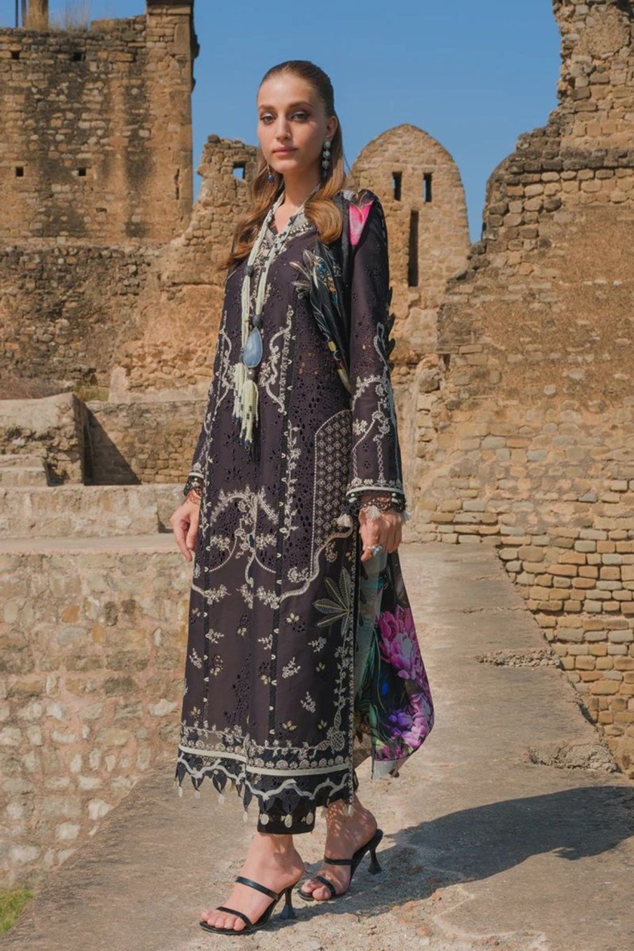 Salwar Kameez Qalamkar | Inez Embroidered Pakistani Salwar Kameez