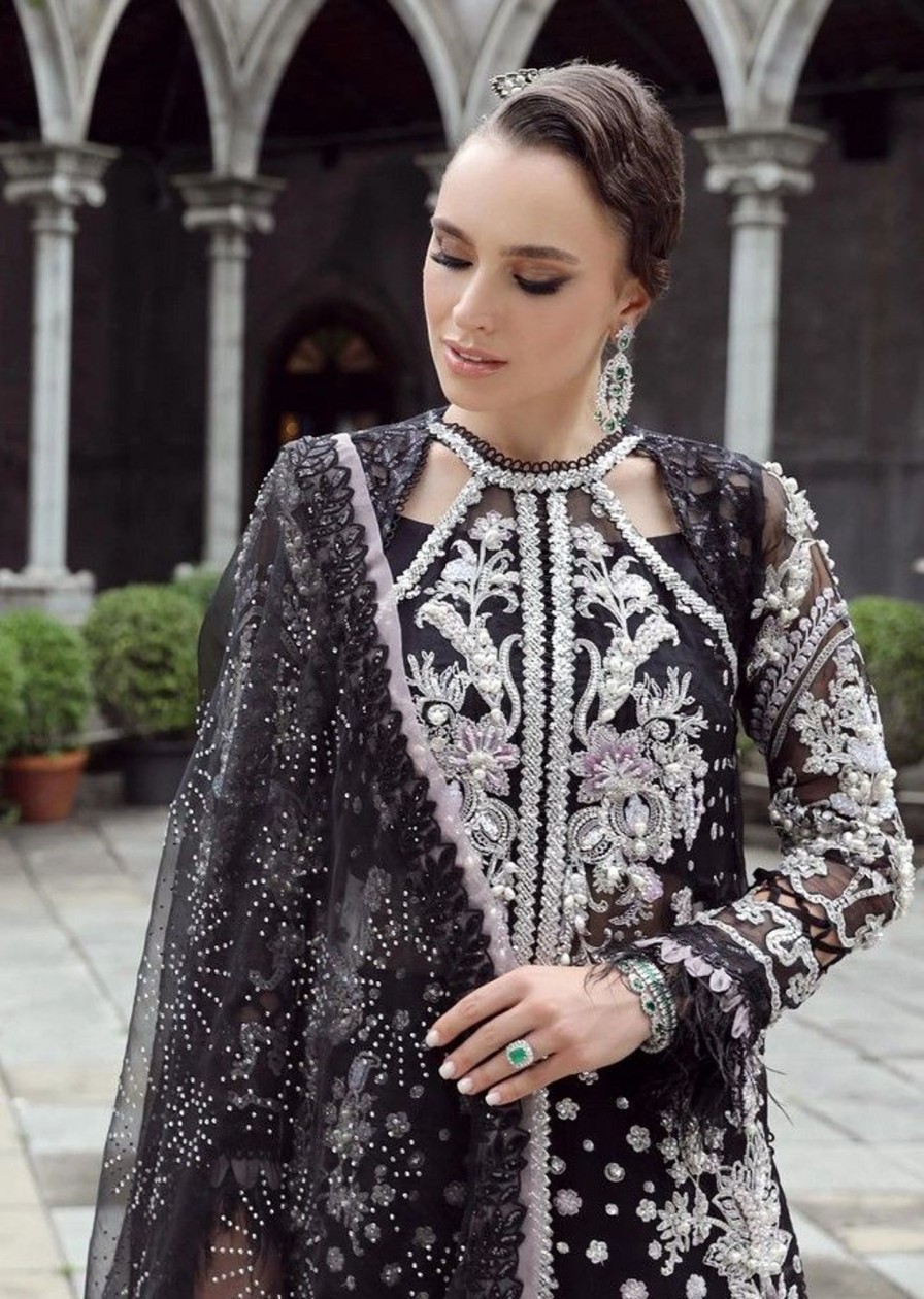 Salwar Kameez Maryam Hussain | Danisa Embroidered Pakistani Salwar Kameez