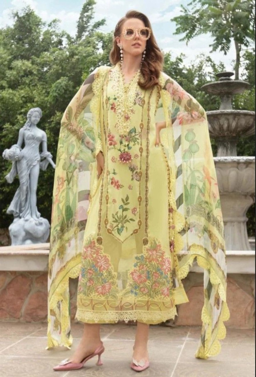 Salwar Kameez Maria.B | M Prints Lawn Embroidered Pakistani Salwar Kameez