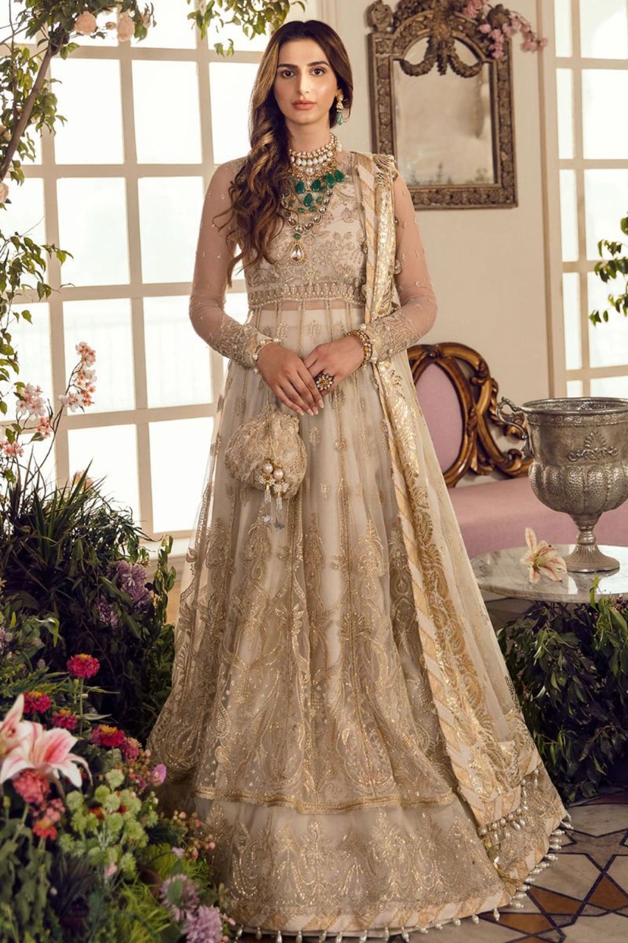 Lehengas Afrozeh | Eveline Embroidered Pakistani Lehenga