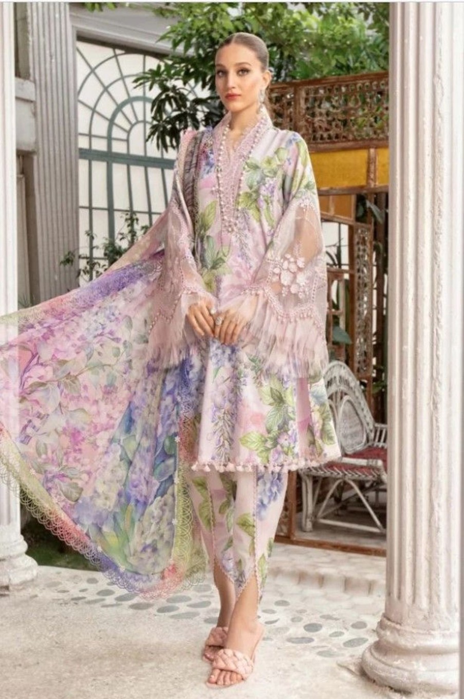 Salwar Kameez Maria.B | M Prints Lawn Embroidered Pakistani Salwar Kameez