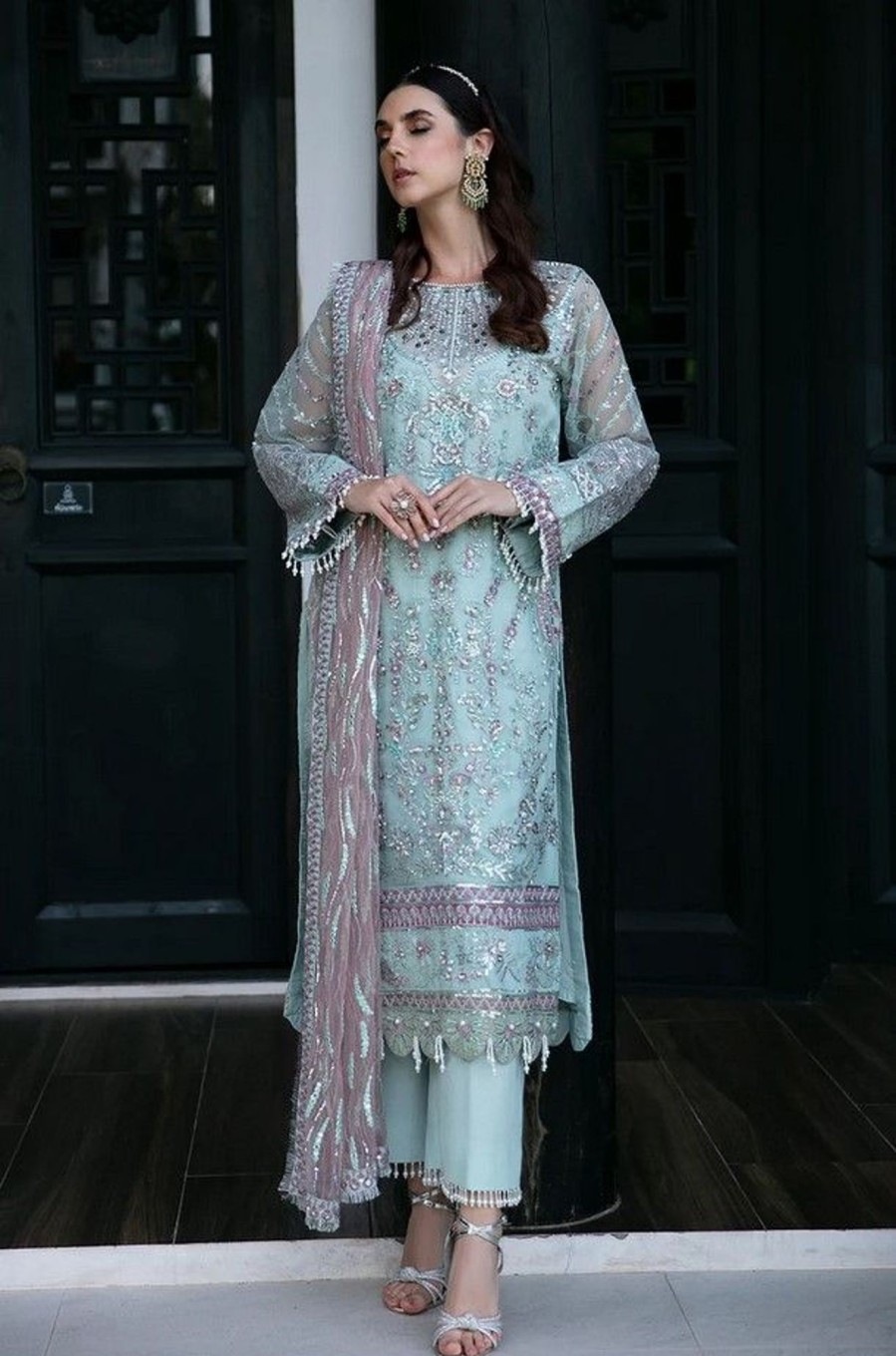 Salwar Kameez Avyana | Selene Embroidered Pakistani Salwar Kameez