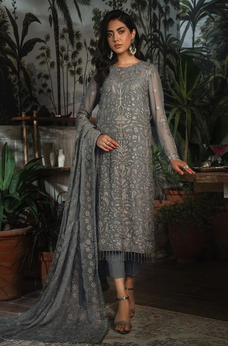 Salwar Kameez Zarif | Noir Embroidered Pakistani Salwar Kameez