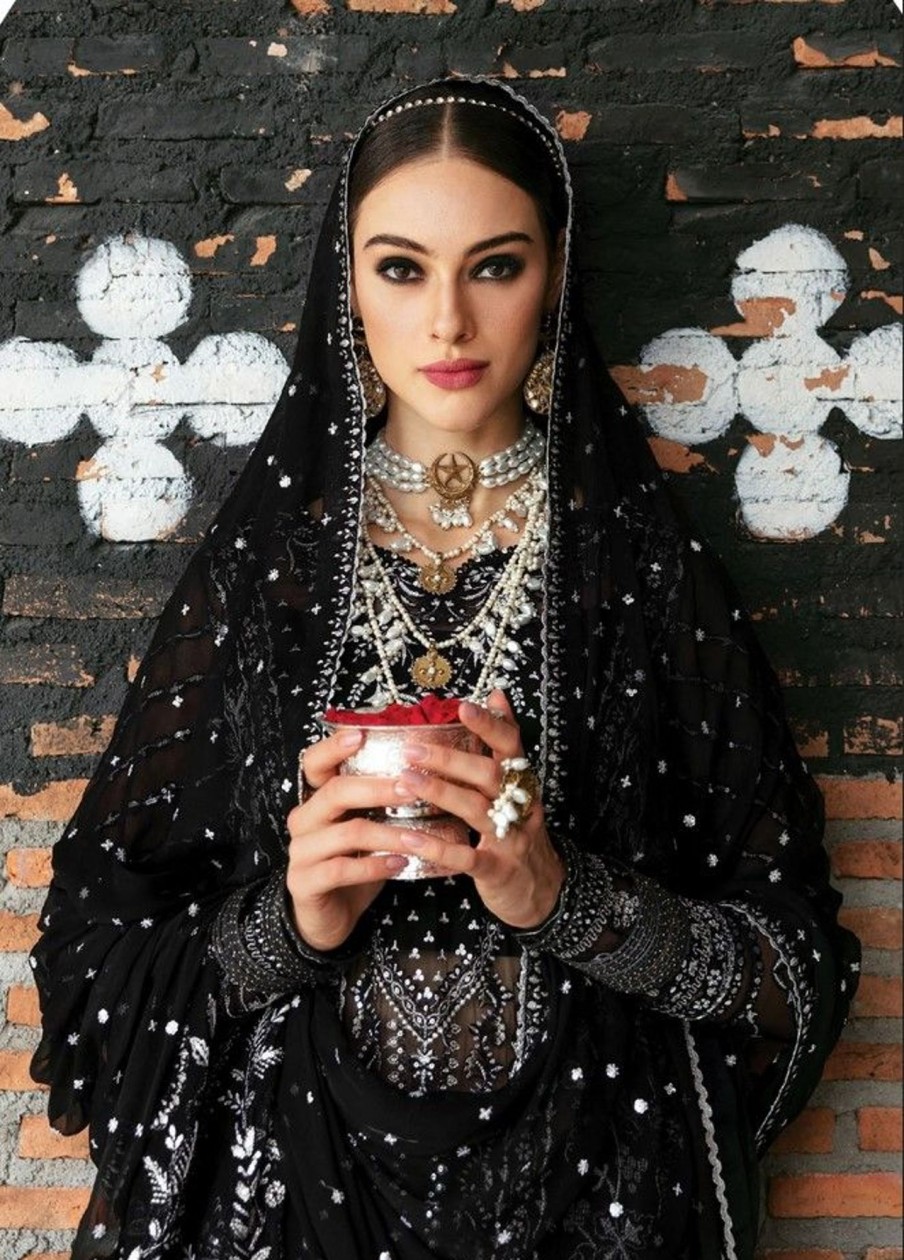 Salwar Kameez Alizeh | Mystic Noir Embroidered Pakistani Palazzo Suit